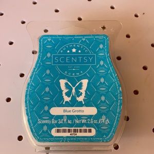 Scentsy blue grotto